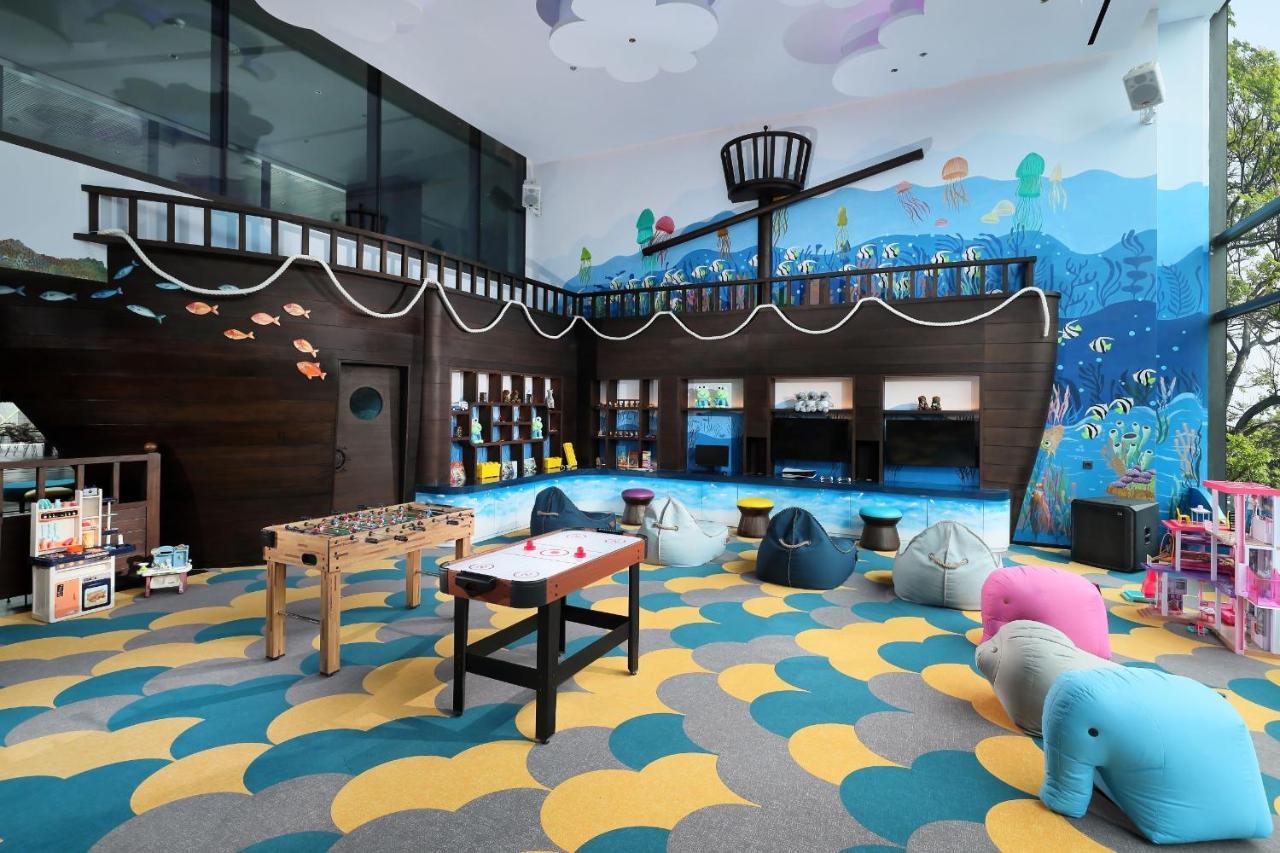 Padma Hotel Semarang Eksteriør bilde