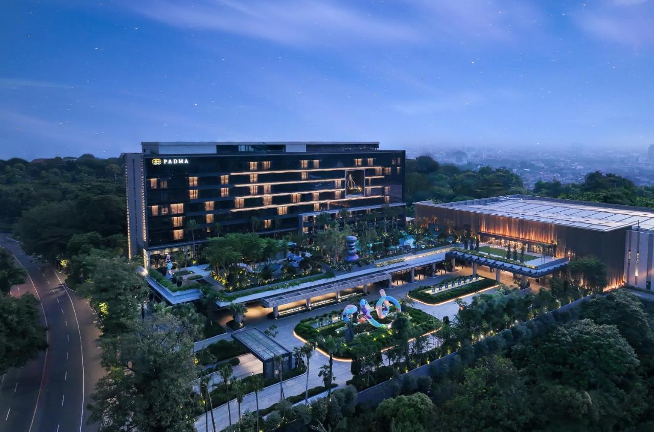 Padma Hotel Semarang Eksteriør bilde