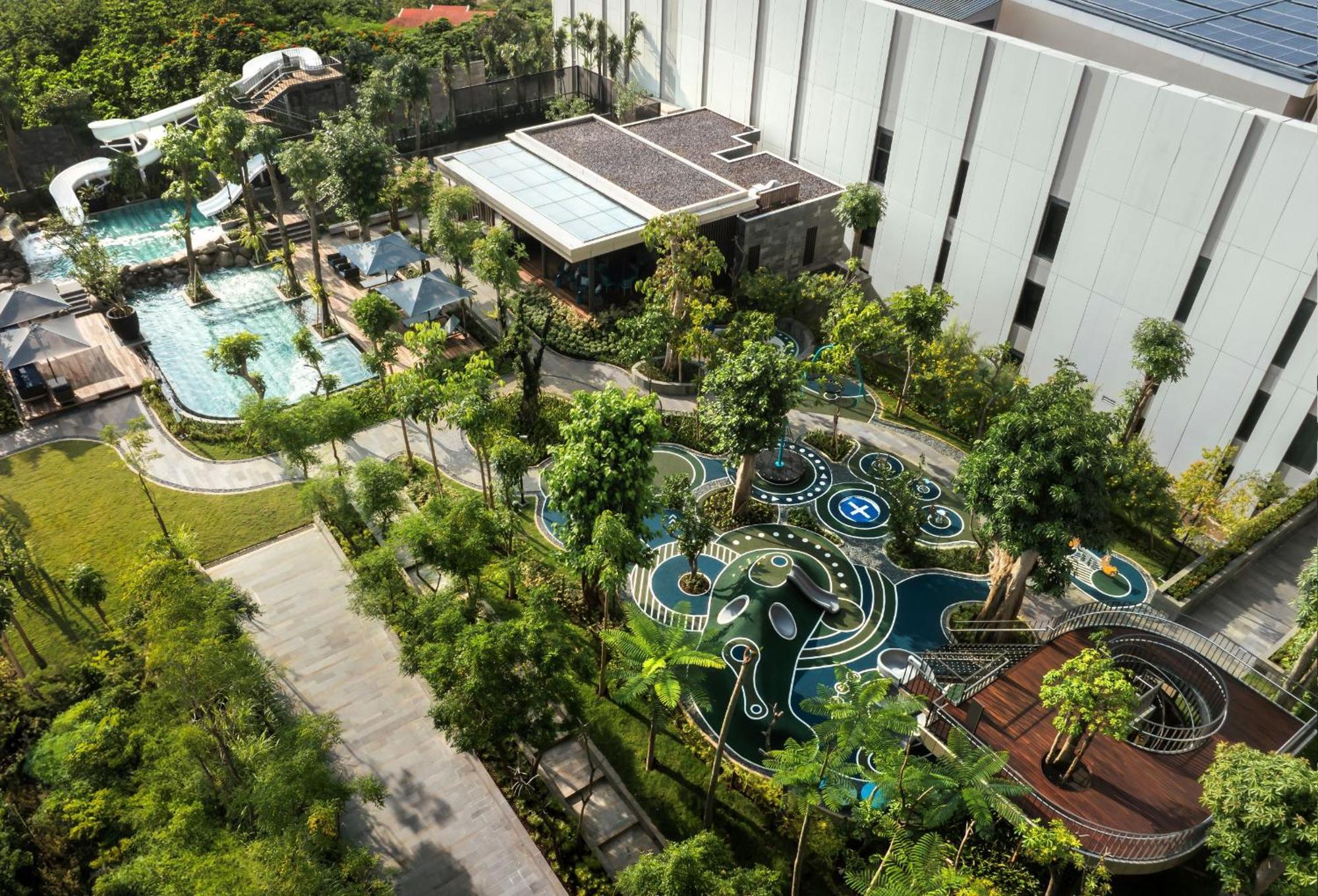 Padma Hotel Semarang Eksteriør bilde